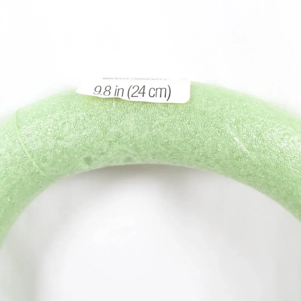 Foam Wreath Arts and Crafts Supply Green Holiday Party Décor 9.8 Inches